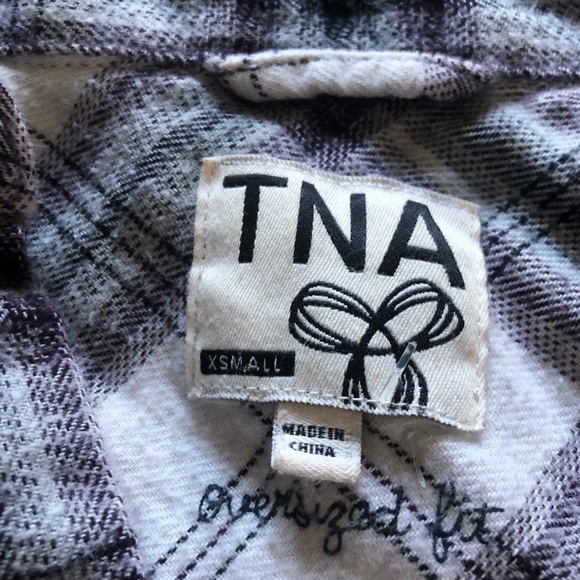 TNA flannel - Picture 2 of 2